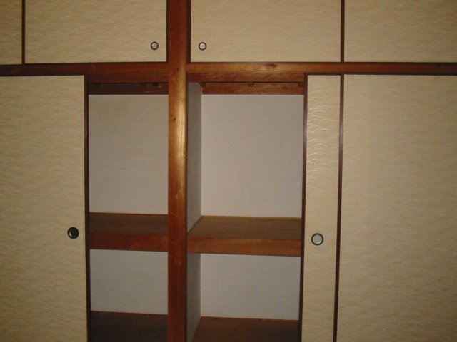 拡大写真:諫早市小船越町 2階7の収納