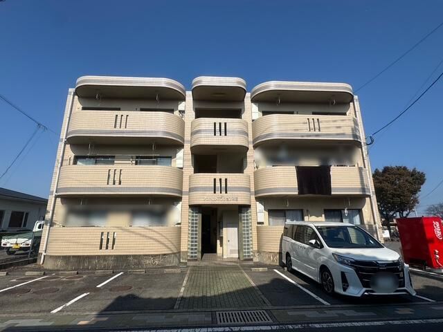 拡大写真：雲仙市愛野町甲 3階301の外観写真（昼）