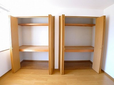 拡大写真:リヴィエール 1階101のクローゼット
