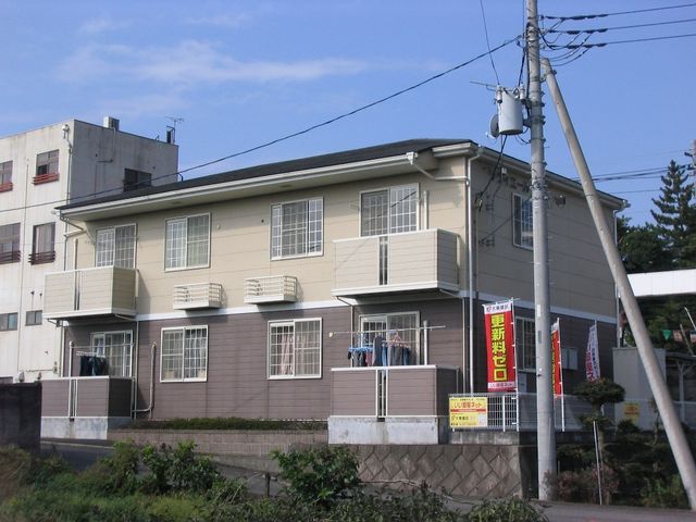 拡大写真:リヴィエール 1階101の外観写真(昼)