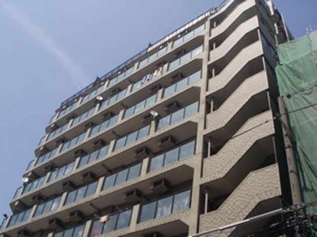 YKハイツ松の内の外観