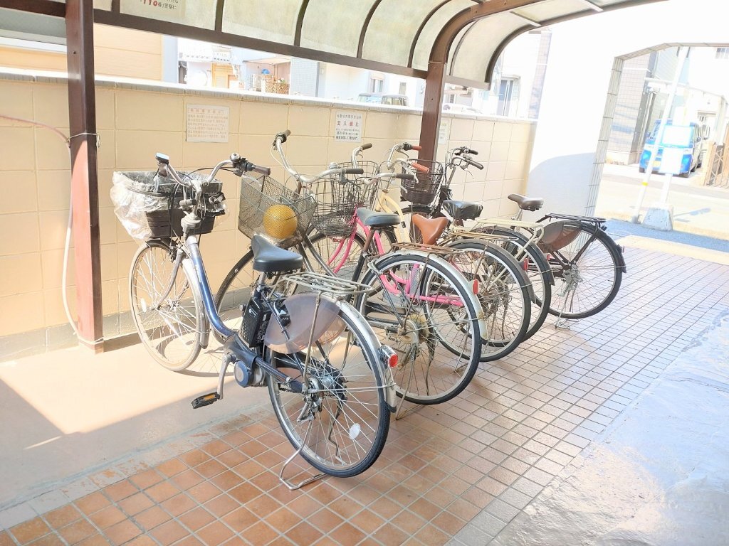 拡大写真:サンルミナス 3階306の共有部分