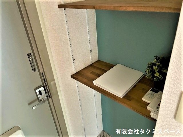 拡大写真:サンパーク鈴蘭 1階101の玄関