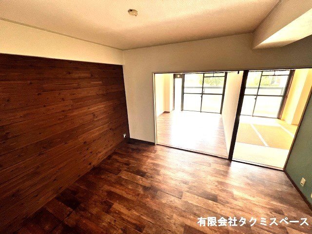 拡大写真:サンパーク鈴蘭 1階101の室内