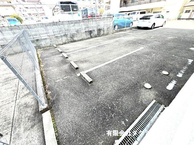 拡大写真:サンパーク鈴蘭 1階101の駐車場