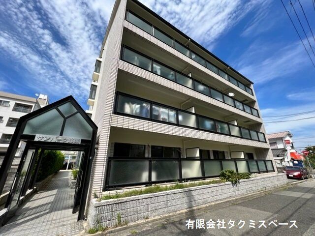 サンパーク鈴蘭の外観
