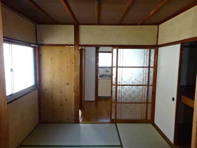 拡大写真：水無月荘 205の室内
