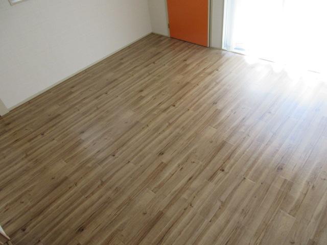 拡大写真：吹田市江坂町１丁目 3階305の室内