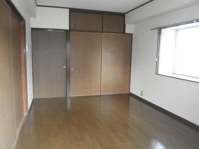 拡大写真:第一山本マンション 4階401の洋室
