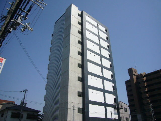 拡大写真：吹田市垂水町３丁目 10階1003の外観写真（昼）