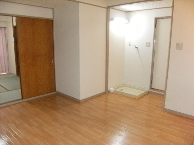 拡大写真:吹田市江坂町1丁目 5階504のLDK