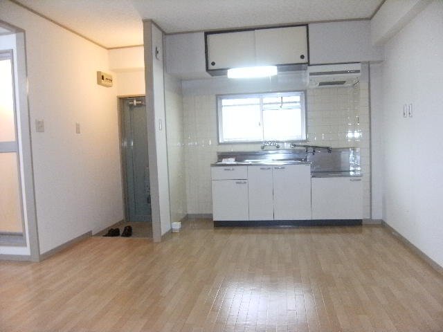 拡大写真:吹田市江坂町1丁目 5階504のLDK