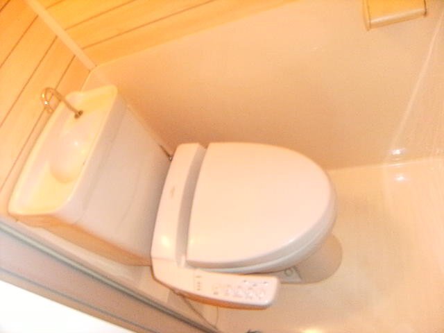 拡大写真:吹田市江坂町1丁目 5階504のトイレ