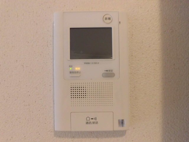 拡大写真：吹田市江坂町１丁目 2階205のカメラ付インターホン