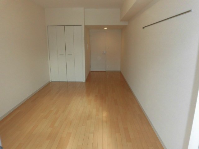拡大写真：吹田市江坂町１丁目 2階205の洋室