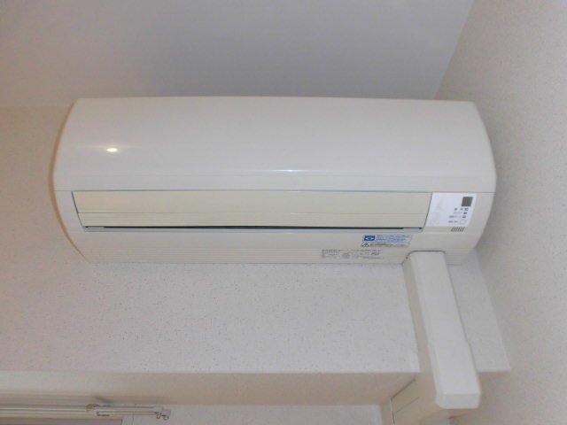 拡大写真：吹田市江坂町１丁目 2階205のエアコン