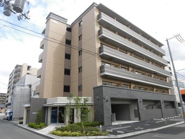 拡大写真：ハーヴェスト江坂 1階103の外観写真（昼）