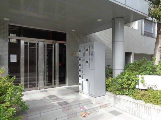 拡大写真:吹田市江坂町1丁目 4階406の外観写真(昼)