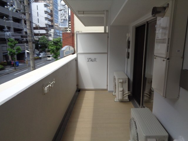 拡大写真：吹田市江坂町１丁目 2階204のベランダ