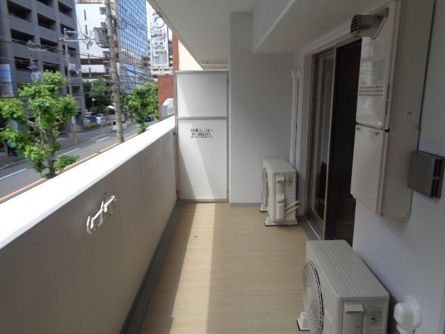 拡大写真：吹田市江坂町１丁目 5階503のベランダ