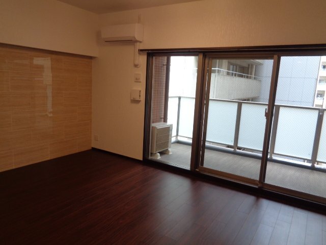 拡大写真：吹田市豊津町 9階903のリビング