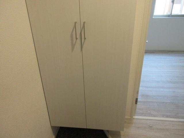拡大写真：吹田市山手町２丁目 101のシューズBOX