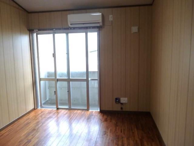 拡大写真:アキラマンション 1階109の室内