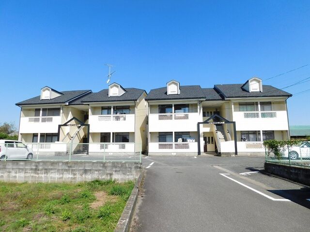 シルクニシカワの外観