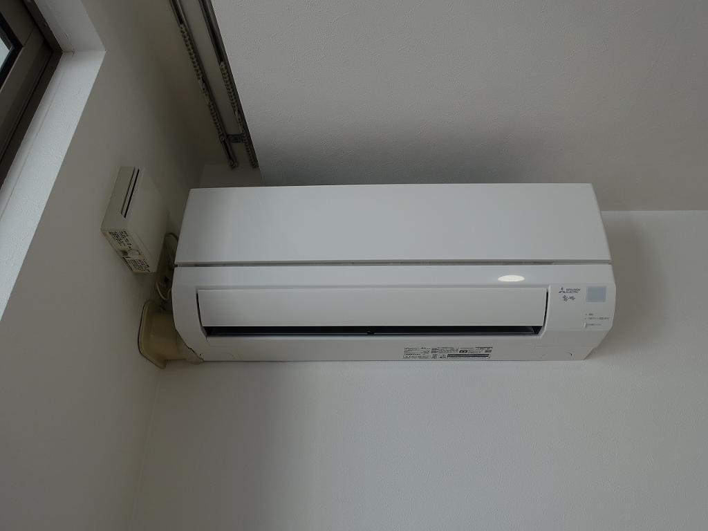 拡大写真:館Ⅱ 1階102のエアコン