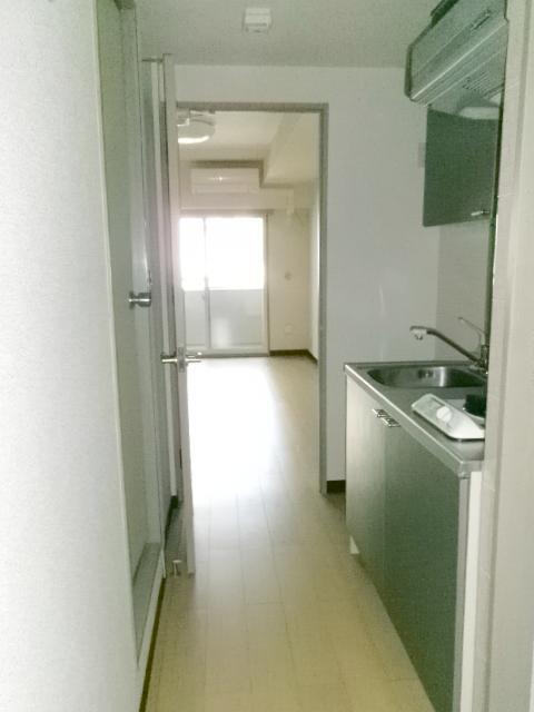 拡大写真：盛岡市大沢川原３丁目 3階312のキッチン