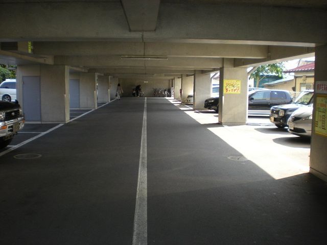 拡大写真：盛岡市西下台町 4階405の外観写真（昼）