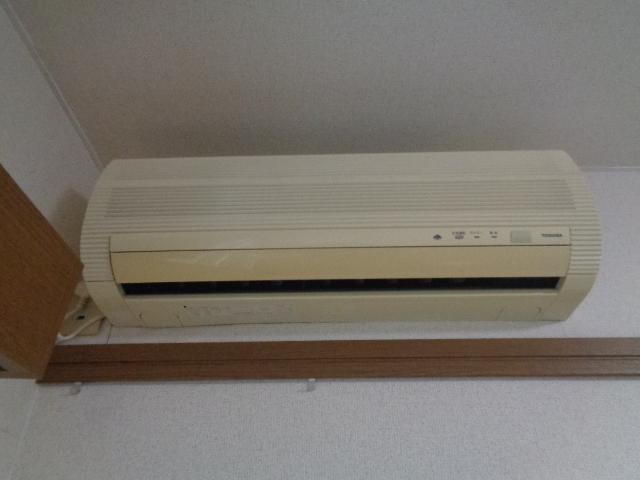 拡大写真：盛岡市上田２丁目 1階105のエアコン