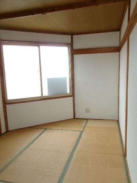 拡大写真：盛岡市神子田町 2F-7の和室①
