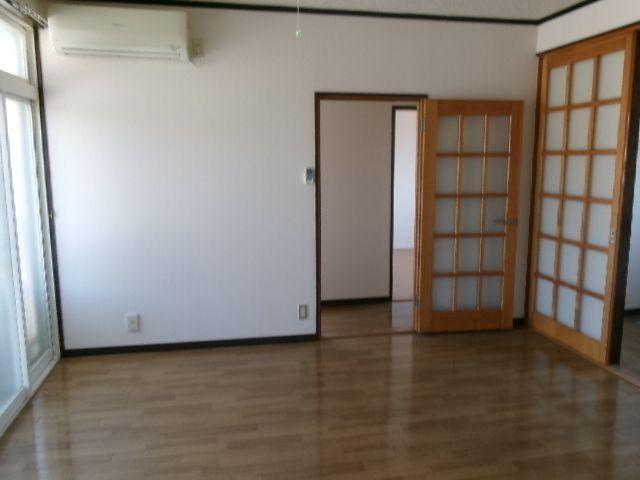 拡大写真：盛岡市境田町 2階203の洋室８帖