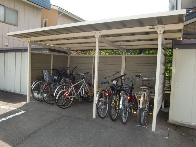 拡大写真：盛岡市津志田町２丁目 2階201の外観写真（昼）