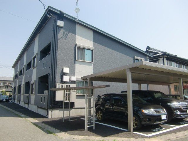 拡大写真：盛岡市本宮１丁目 2階203の外観写真（昼）