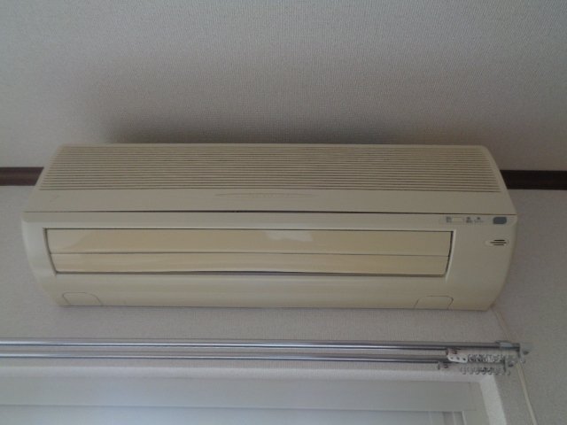 拡大写真：盛岡市加賀野３丁目 1階103のエアコン