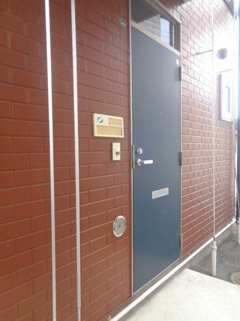 拡大写真：盛岡市加賀野３丁目 1階103の玄関