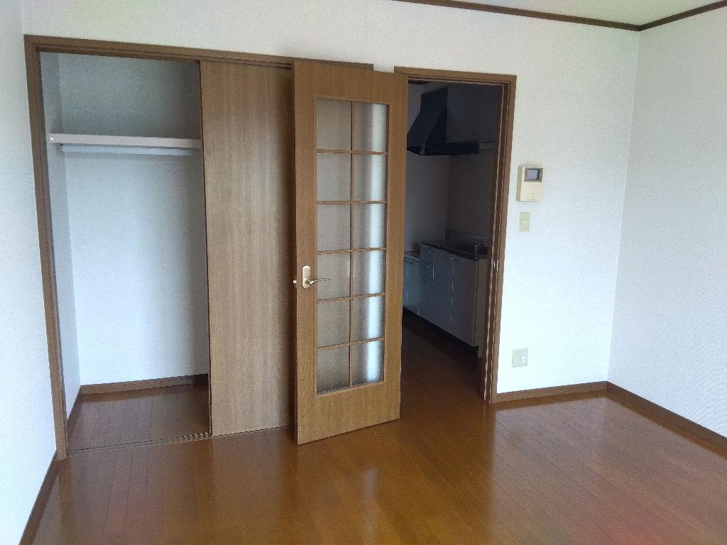拡大写真:盛岡市北天昌寺町 2階202の洋室