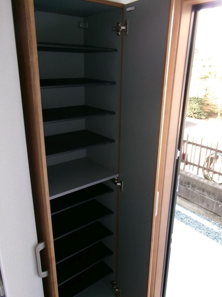 拡大写真：盛岡市梨木町 1階105の下駄箱