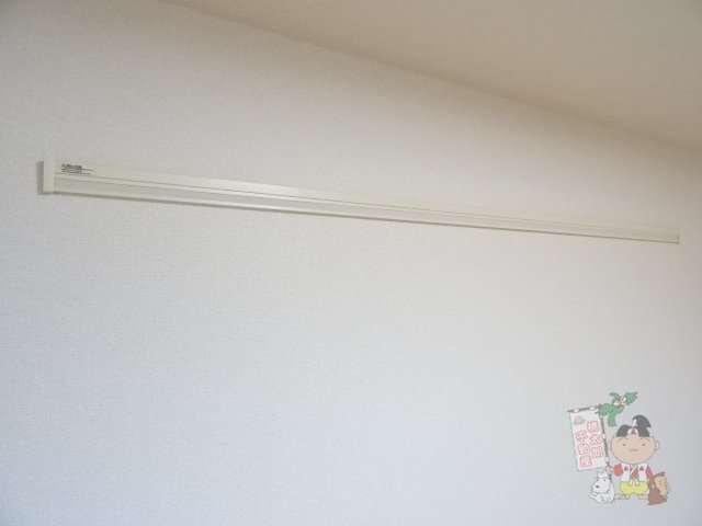 拡大写真:リョーアイ 3階06のピクチャーレール