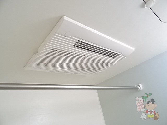 拡大写真:リョーアイ 3階06の浴室乾燥機