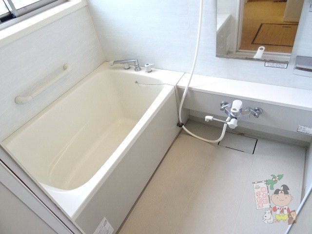 拡大写真:津倉町貸家 1階1のバス