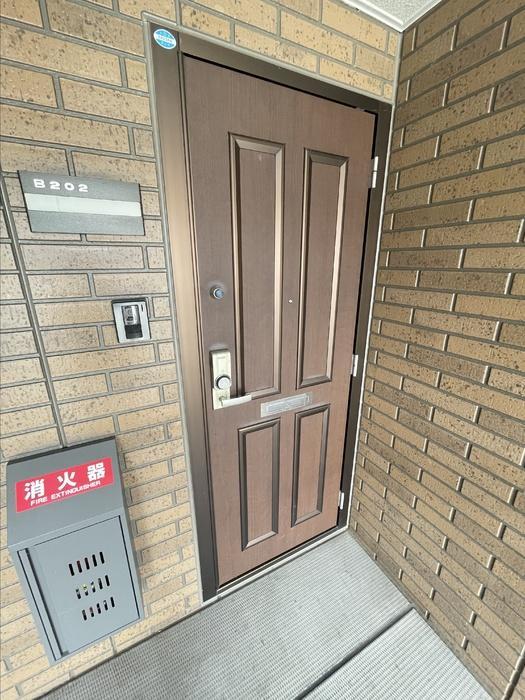 拡大写真:メルベーユコート B 2階1の共有部分