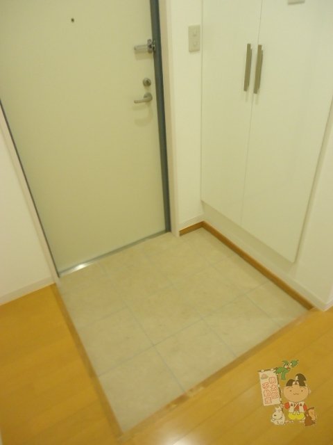 拡大写真:アルバ鹿田町 3階301の玄関