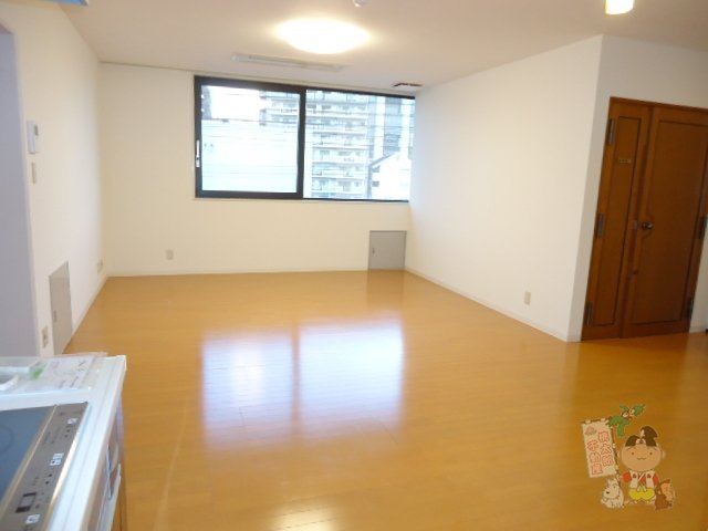 拡大写真:アルバ鹿田町 3階301のリビング