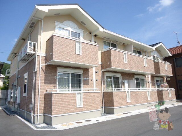 ジュネス小林の外観