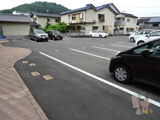 拡大写真:メゾン・ド・チドリ 1階1の外観写真(昼)
