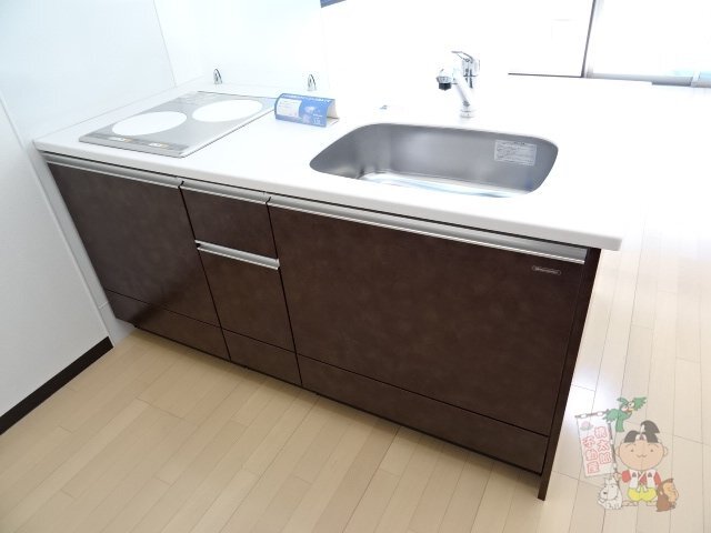 拡大写真:MiRiA大供 5階01のシステムキッチン