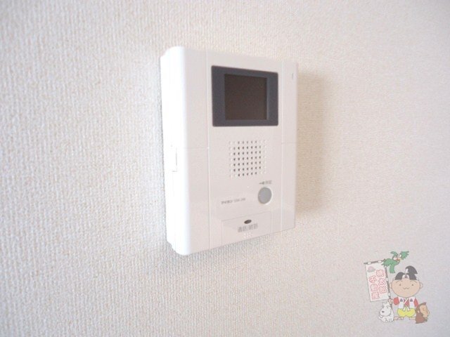 拡大写真:エルベ瓦町 5階03のカメラ付インターホン